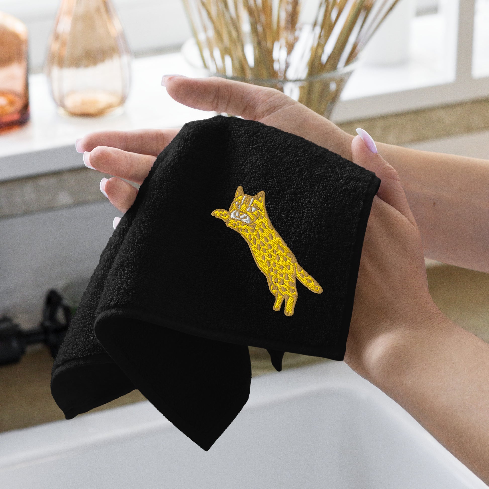 今治棉質刺繡手巾 小虎 黑色 | Imabari Cotton Hand Towel Little Tiger Black Conservation Awareness Made in Japan